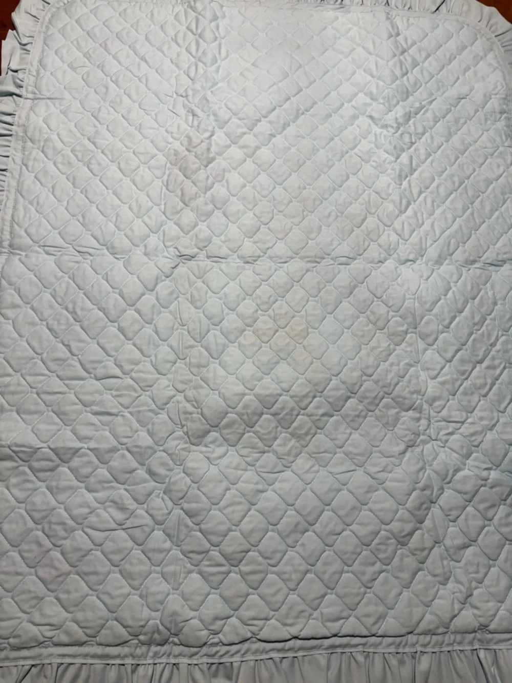 Janlynn Vintage cross-stitch baby quilt Dreamland